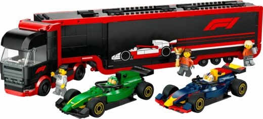 F1 truck met RB20 en AMR24 F1 auto's