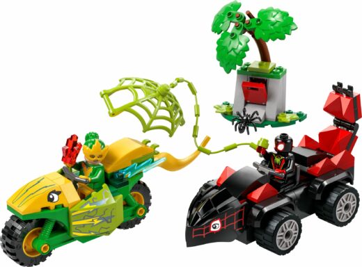 Spin en Electro achtervolging met dinosaurusvoertuigen
