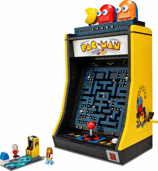PAC-MAN arcade