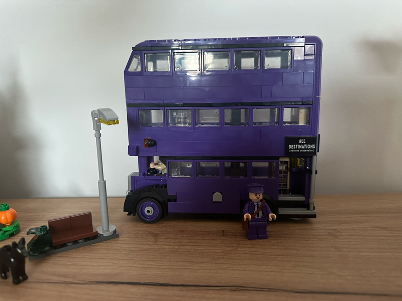 Review LEGO Harry Potter De Collectebus™ 75957