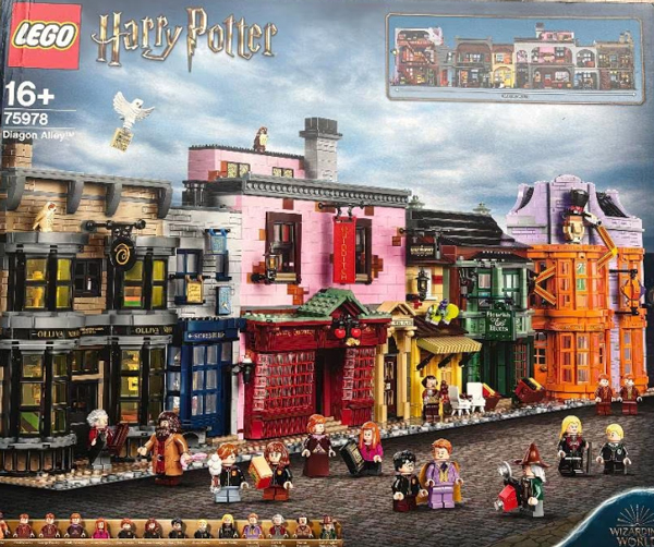 LEGO Harry Potter Diagon Alley 75978