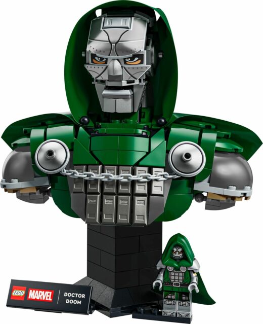 LEGO Doctor Doom buste
