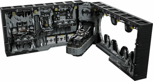 LEGO Batman Batcave Shadow Box 76252
